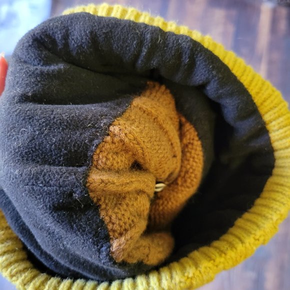 Patagonia Pom Beanie - Picture 3 of 4